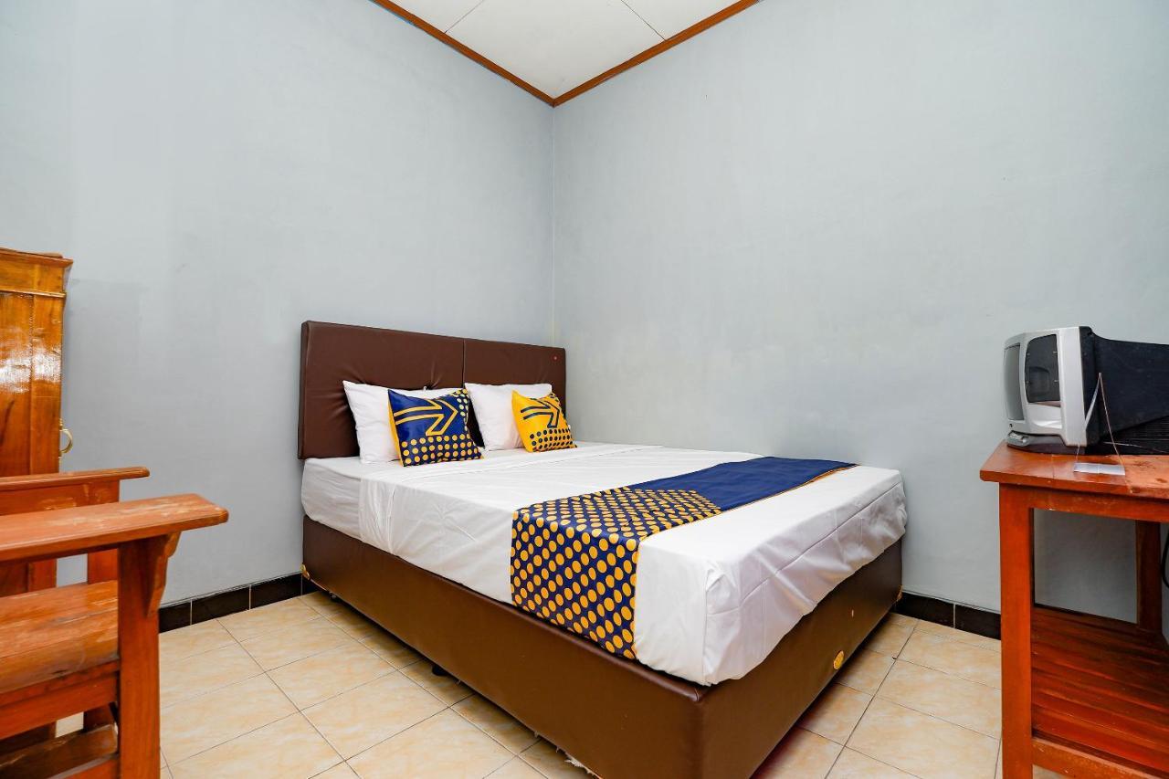 Spot On 2821 Griya Kawula Syariah Hotel Surakarta  Exterior photo
