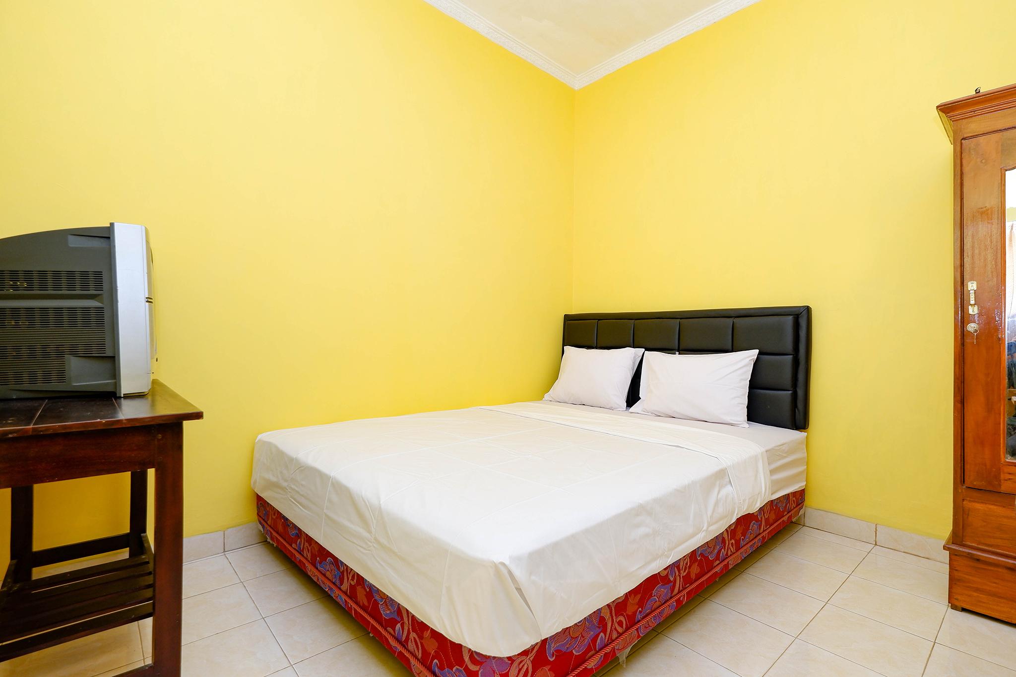 Spot On 2821 Griya Kawula Syariah Hotel Surakarta  Exterior photo