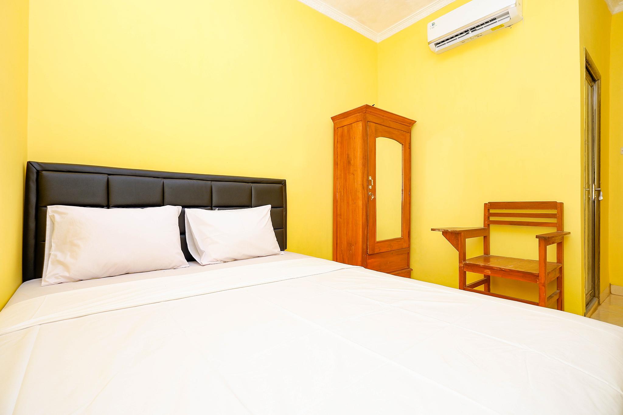 Spot On 2821 Griya Kawula Syariah Hotel Surakarta  Exterior photo